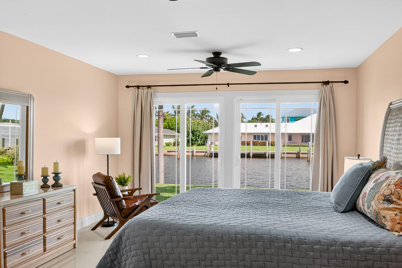VERO ISLES PLAT NO 4 - Residential