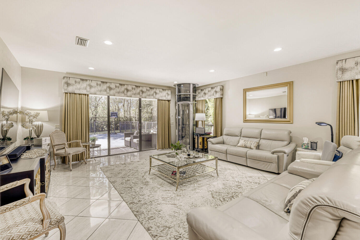 PINE TREE GOLF CLUB - Residential