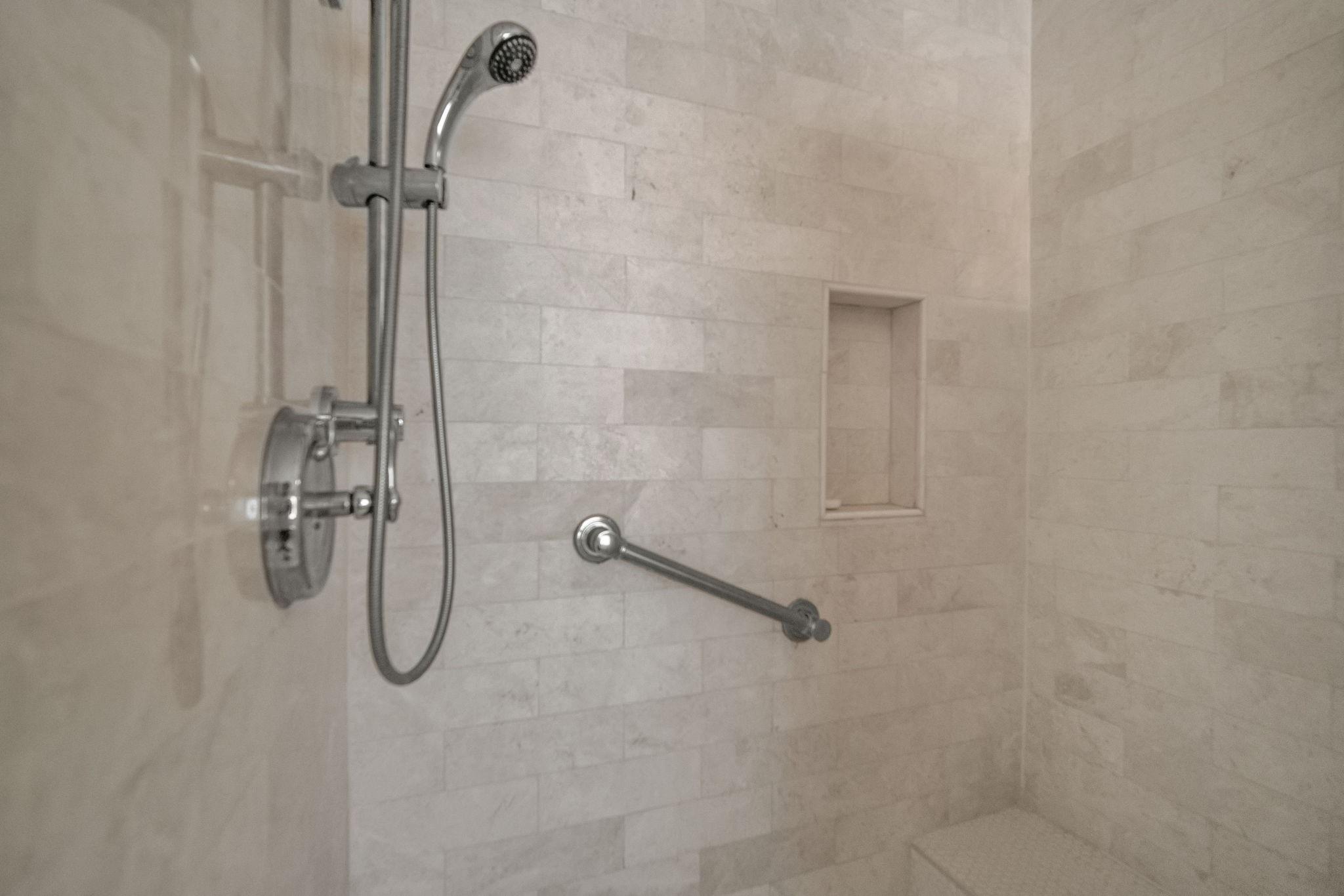 MAJESTIC ISLES 1 - Residential