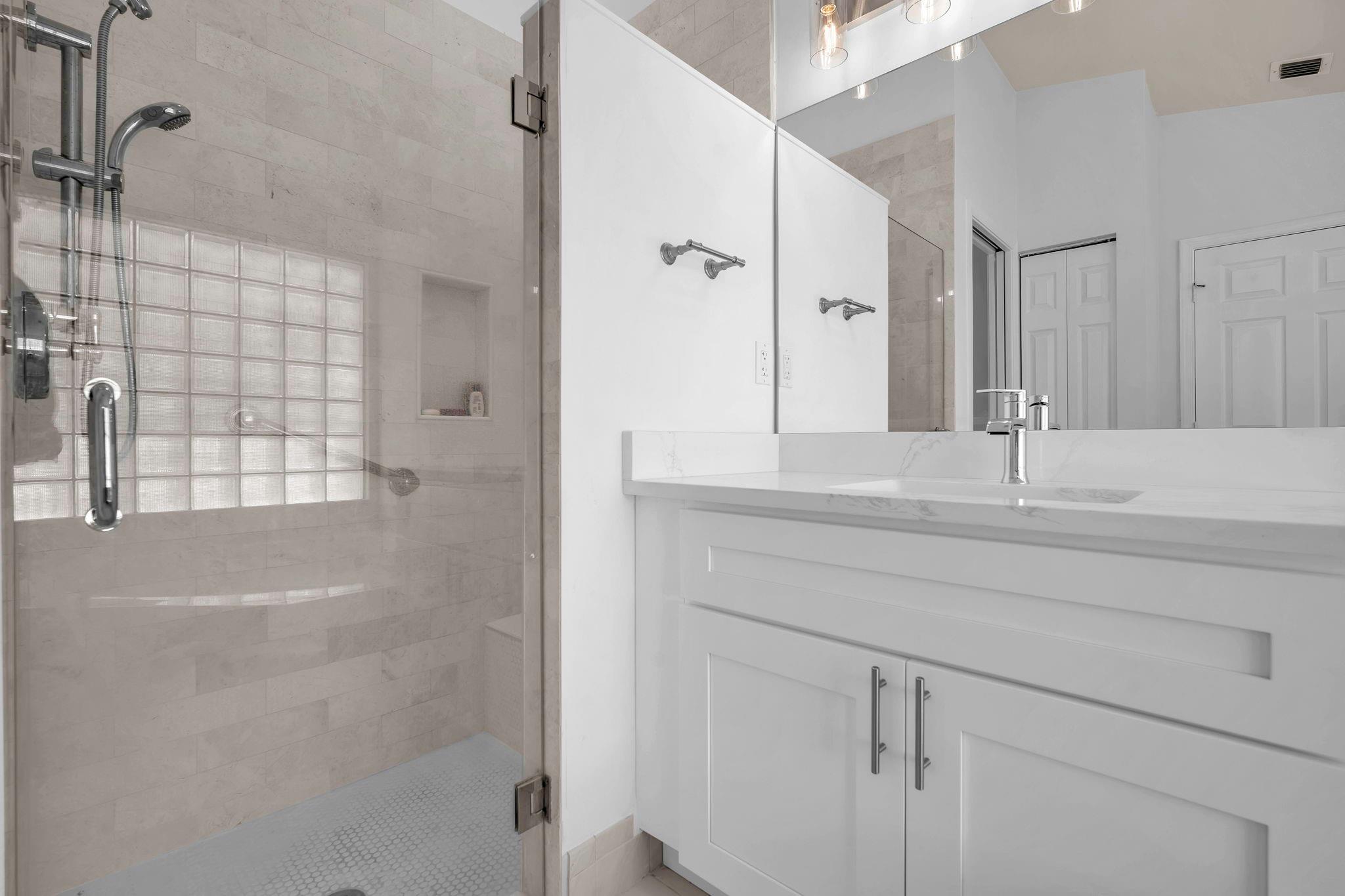 MAJESTIC ISLES 1 - Residential