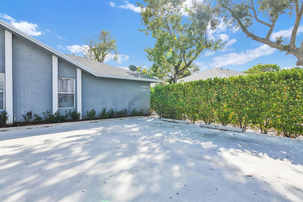 Photo of 13974 Folkestone Circle, Wellington, FL 33414 (MLS # B26013957)