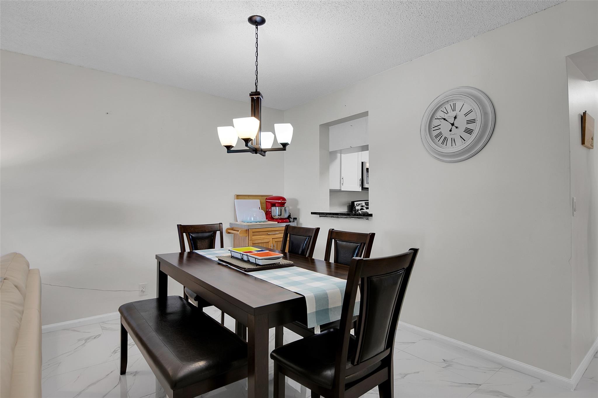 Oriole Gardens - Residential