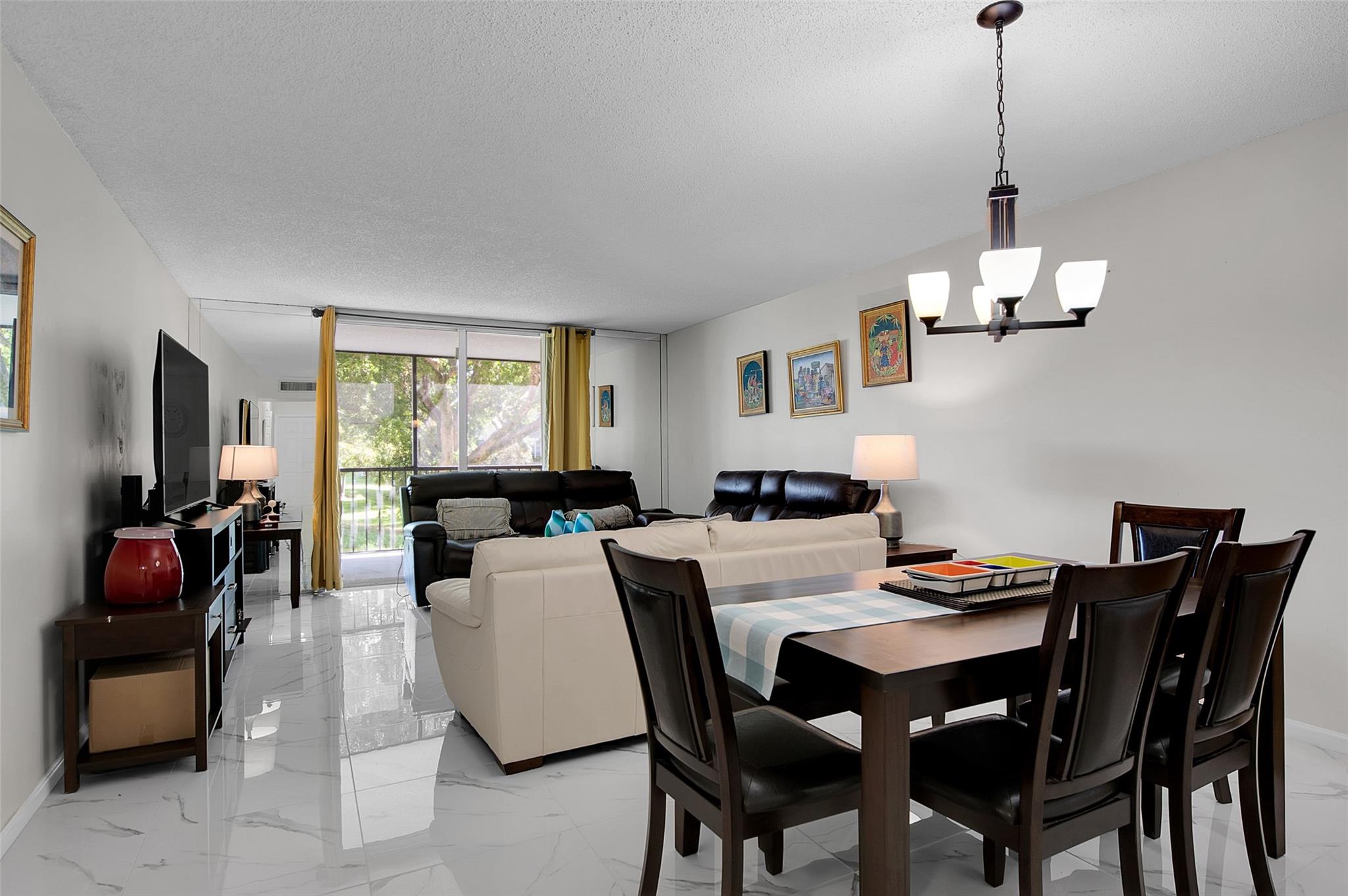 Oriole Gardens - Residential