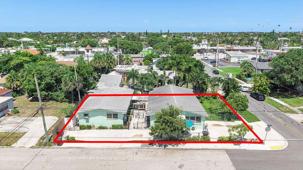 Photo of 425 CHURCHILL Road, West Palm Beach, FL 33405 (MLS # B26053105)