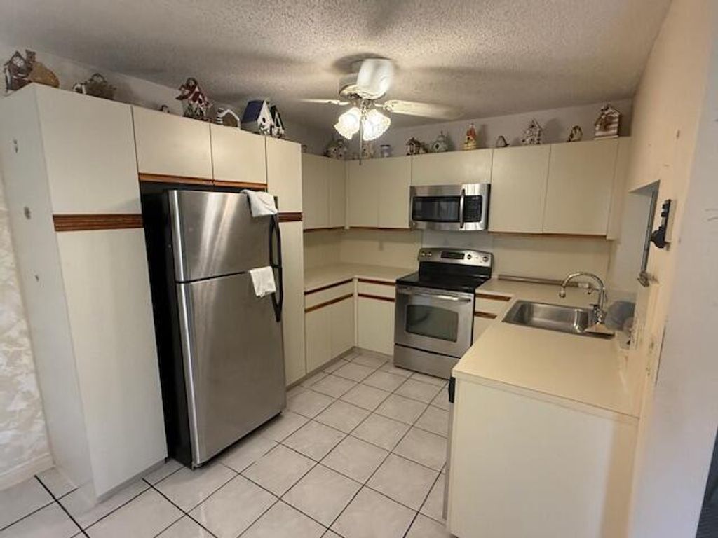 Photo of 7690 Tahiti Lane #202, Lake Worth, FL 33467 (MLS # R11139793)