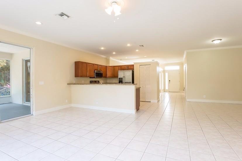 BOYNTON PLACE - Residential Lease
