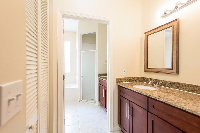 BOYNTON PLACE - Residential Lease