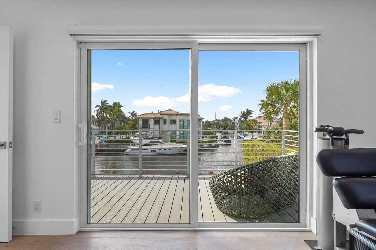 BOCA HARBOUR ISLAND - Residential