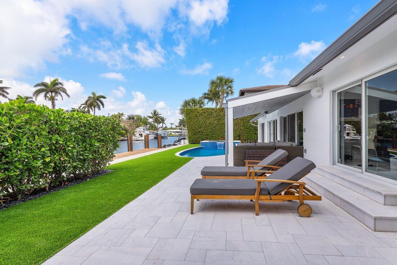 BOCA HARBOUR ISLAND - Residential