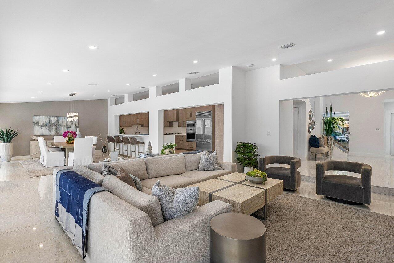 BOCA HARBOUR ISLAND - Residential