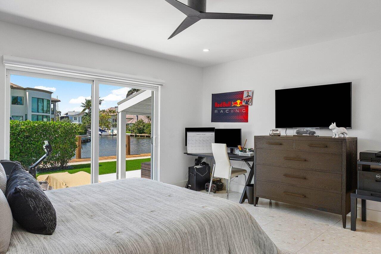 BOCA HARBOUR ISLAND - Residential