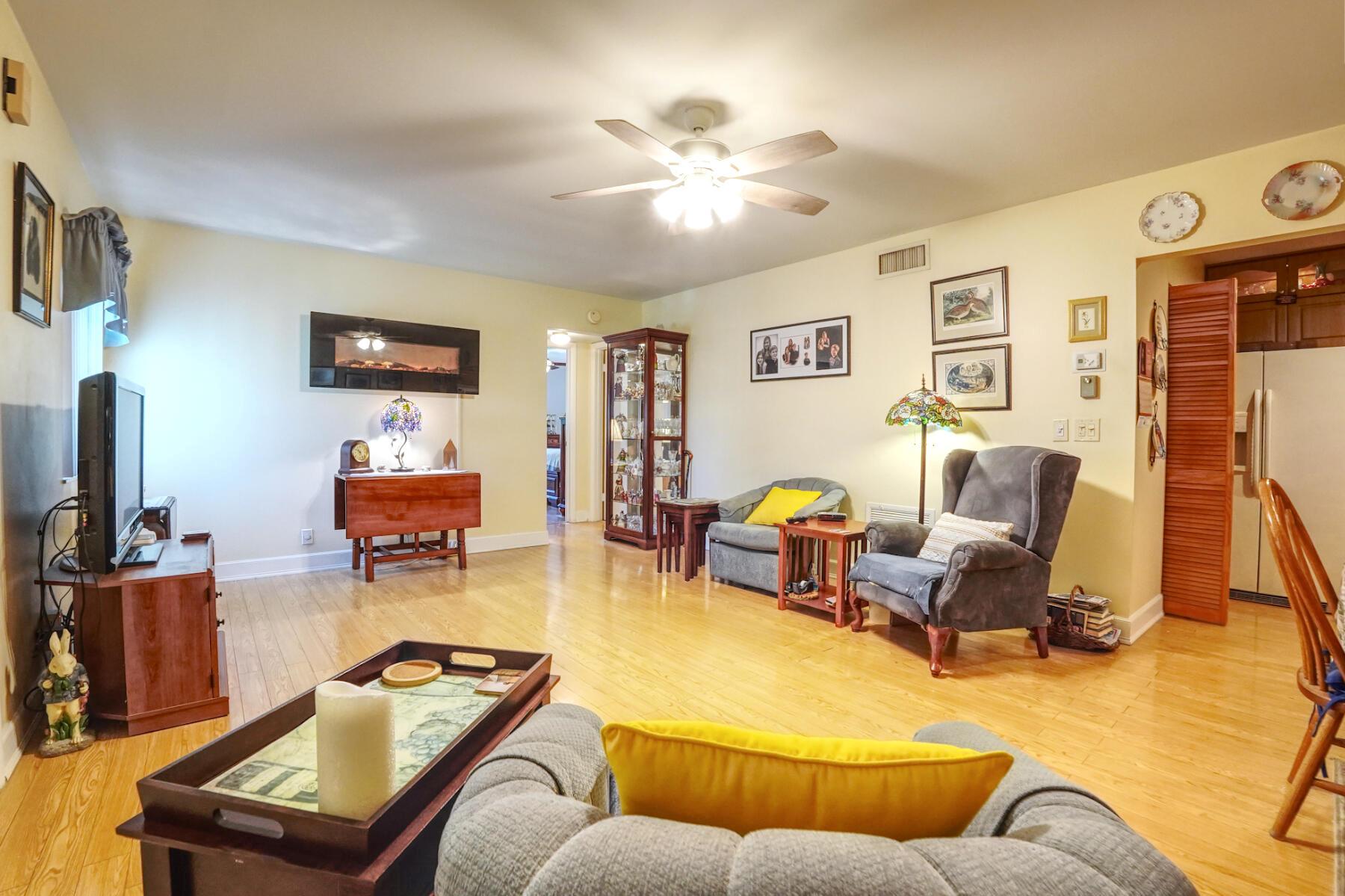 302 Pine Ridge Circle A-2