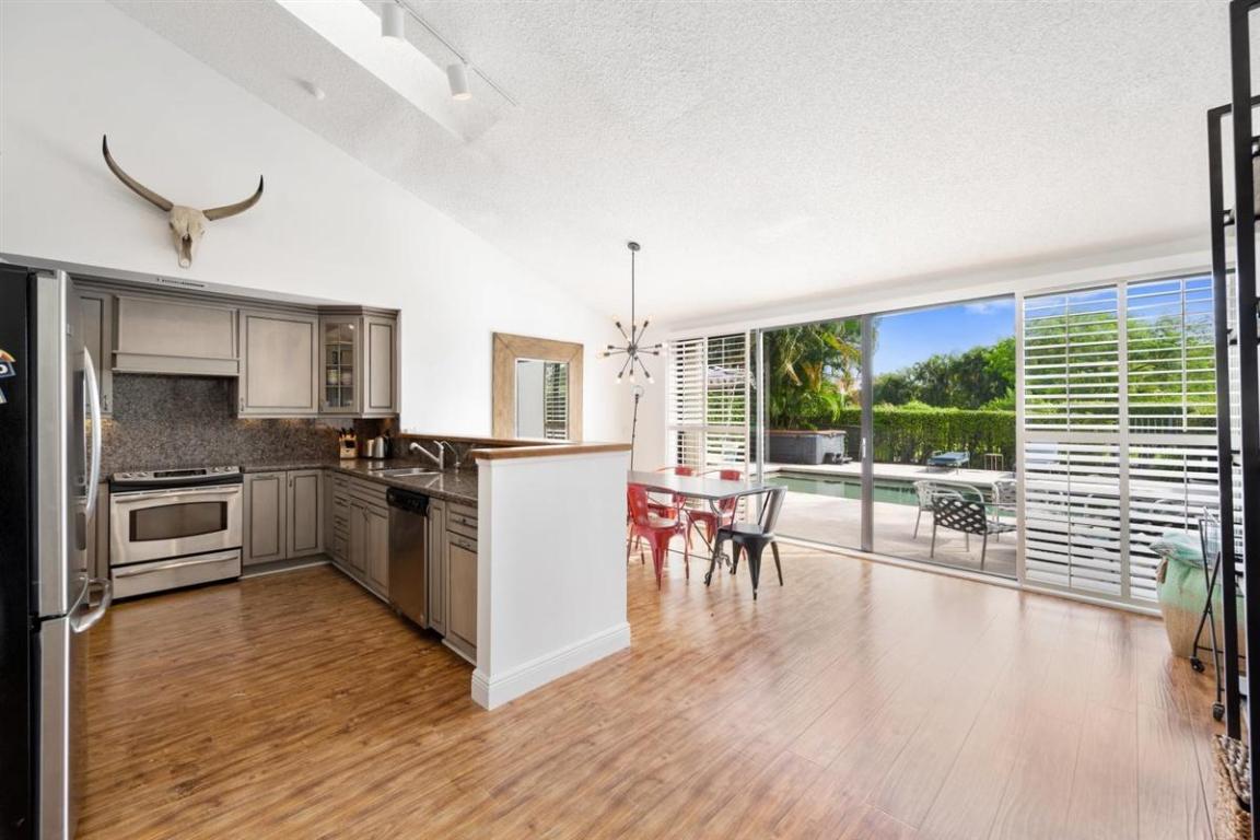 WINDSOR WAY 2 - Residential Lease