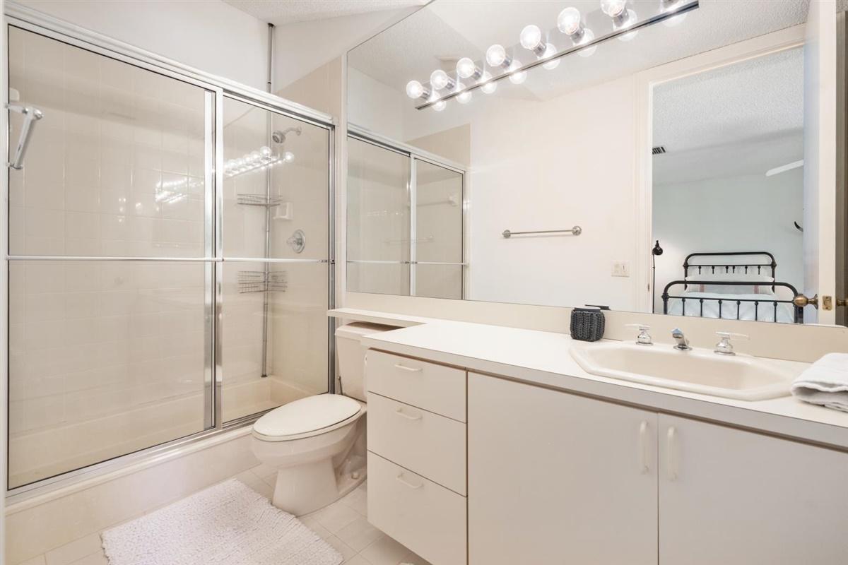 WINDSOR WAY 2 - Residential Lease