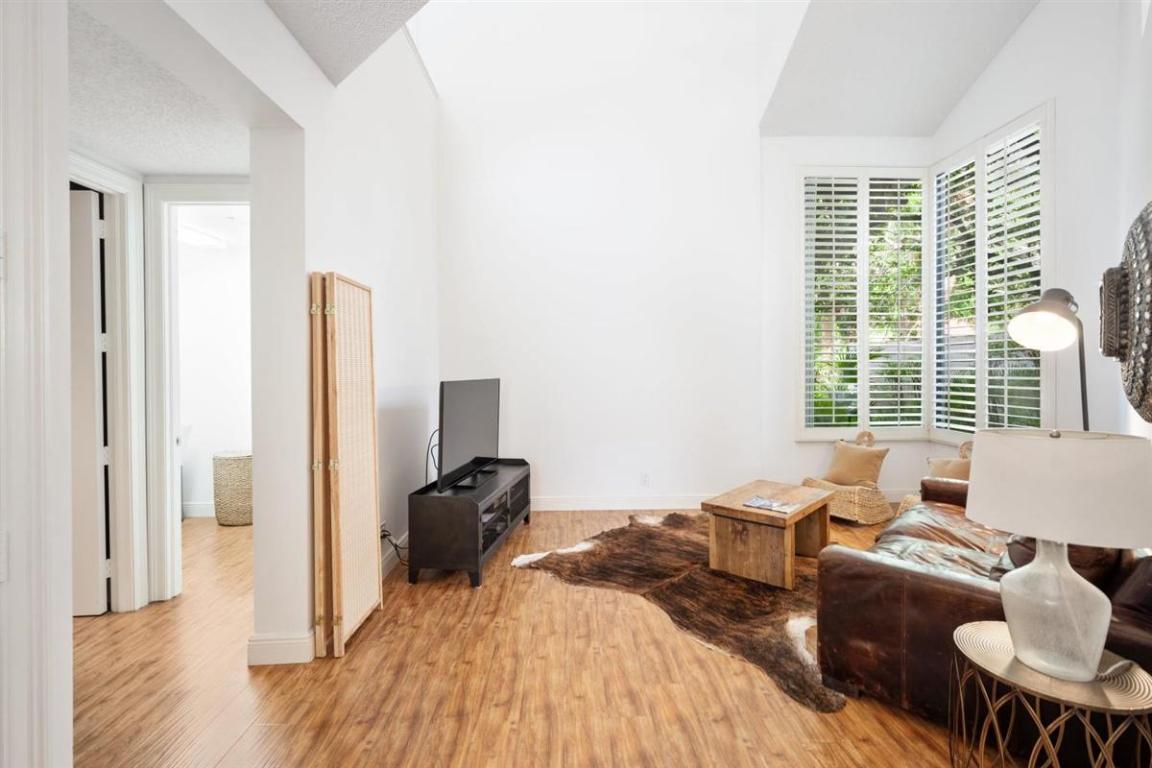 WINDSOR WAY 2 - Residential Lease