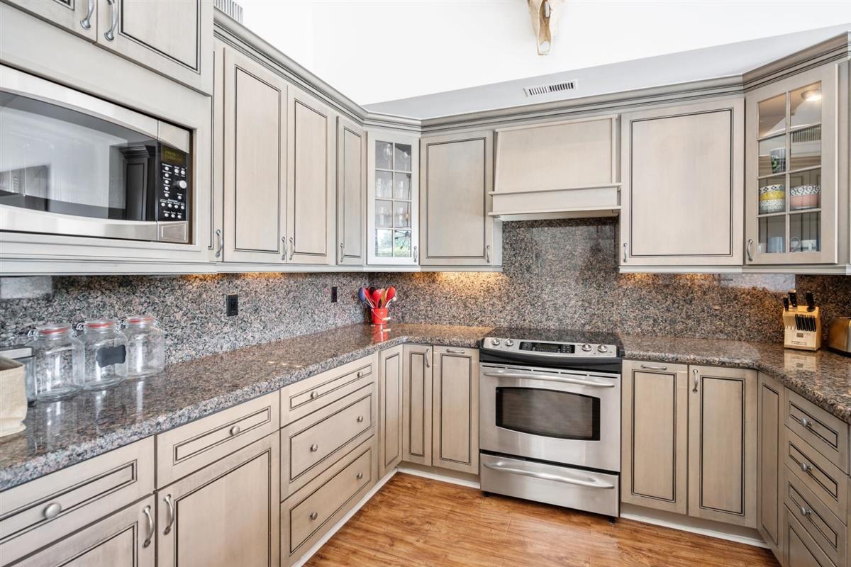 WINDSOR WAY 2 - Residential Lease