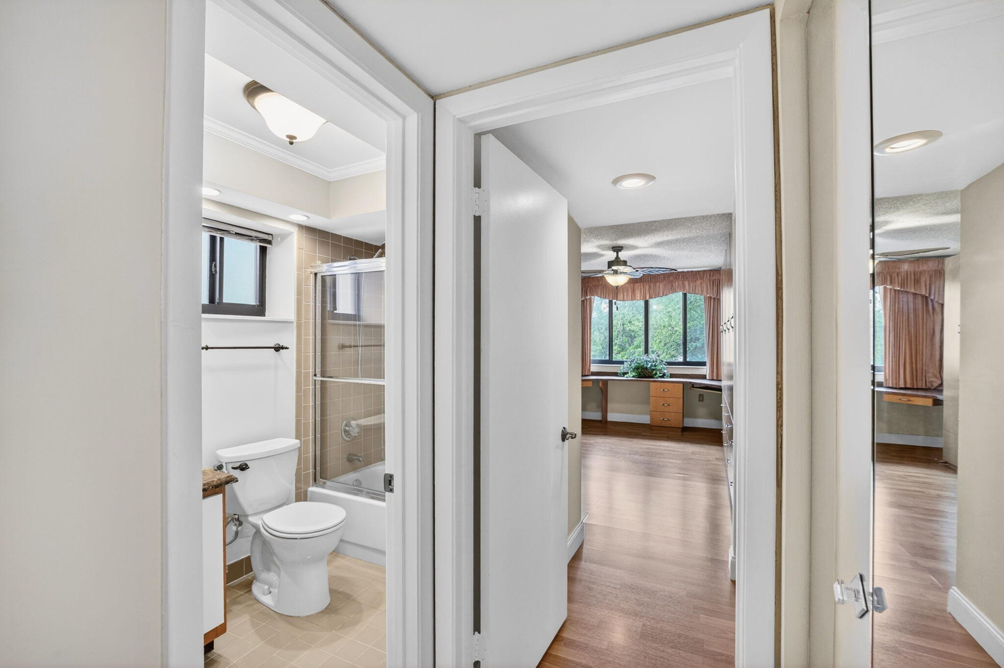 SHERIDAN BY THE BEACH CONDO - Residential