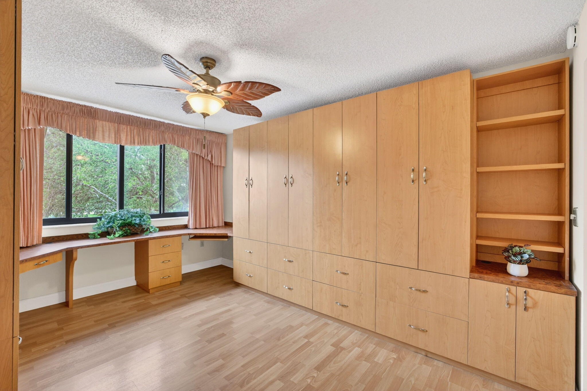 SHERIDAN BY THE BEACH CONDO - Residential