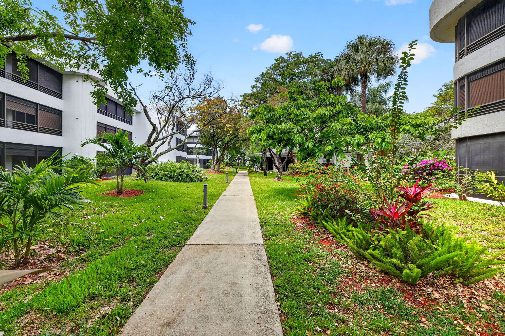 SHERIDAN BY THE BEACH CONDO - Residential