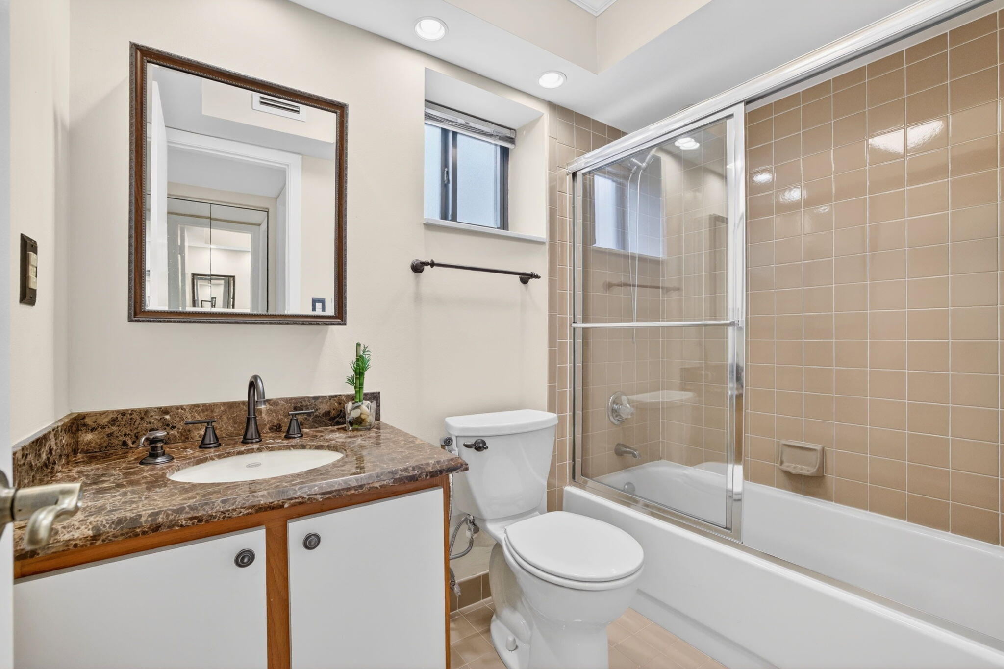 SHERIDAN BY THE BEACH CONDO - Residential