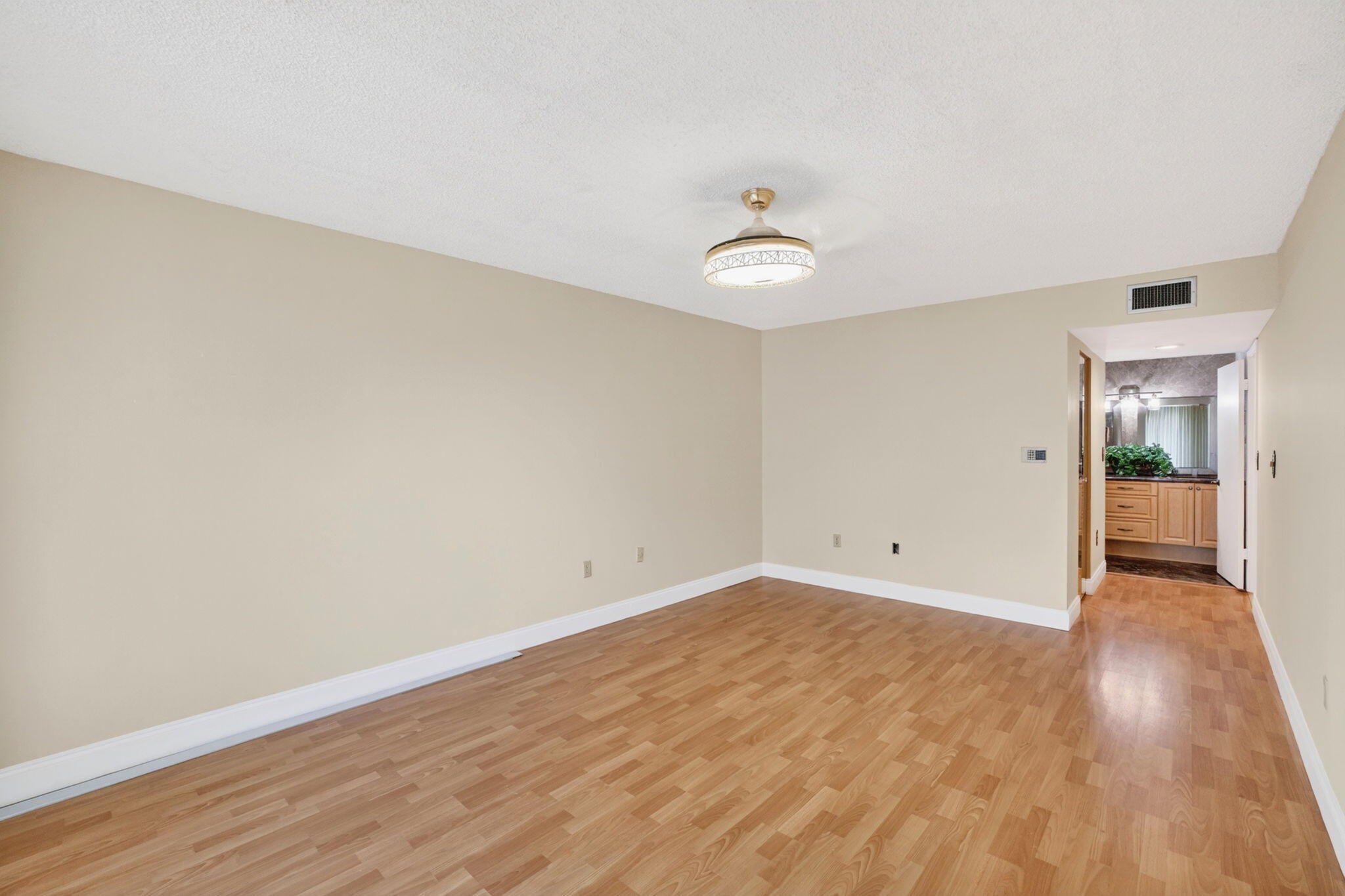 SHERIDAN BY THE BEACH CONDO - Residential