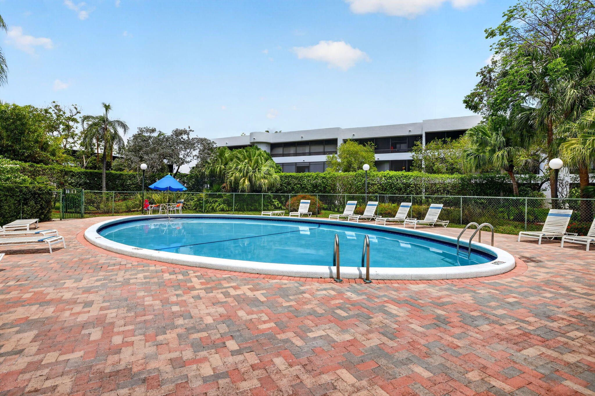 SHERIDAN BY THE BEACH CONDO - Residential