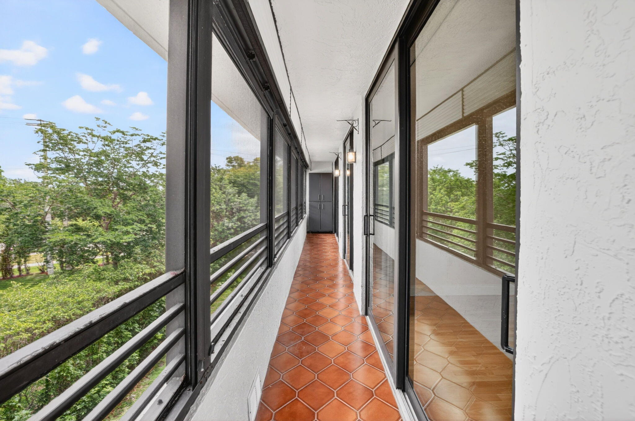 SHERIDAN BY THE BEACH CONDO - Residential
