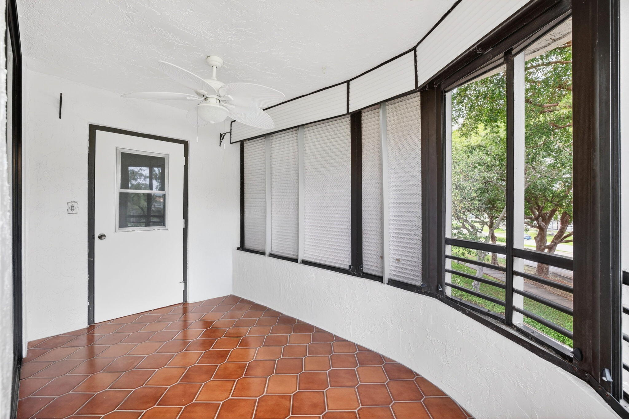 SHERIDAN BY THE BEACH CONDO - Residential