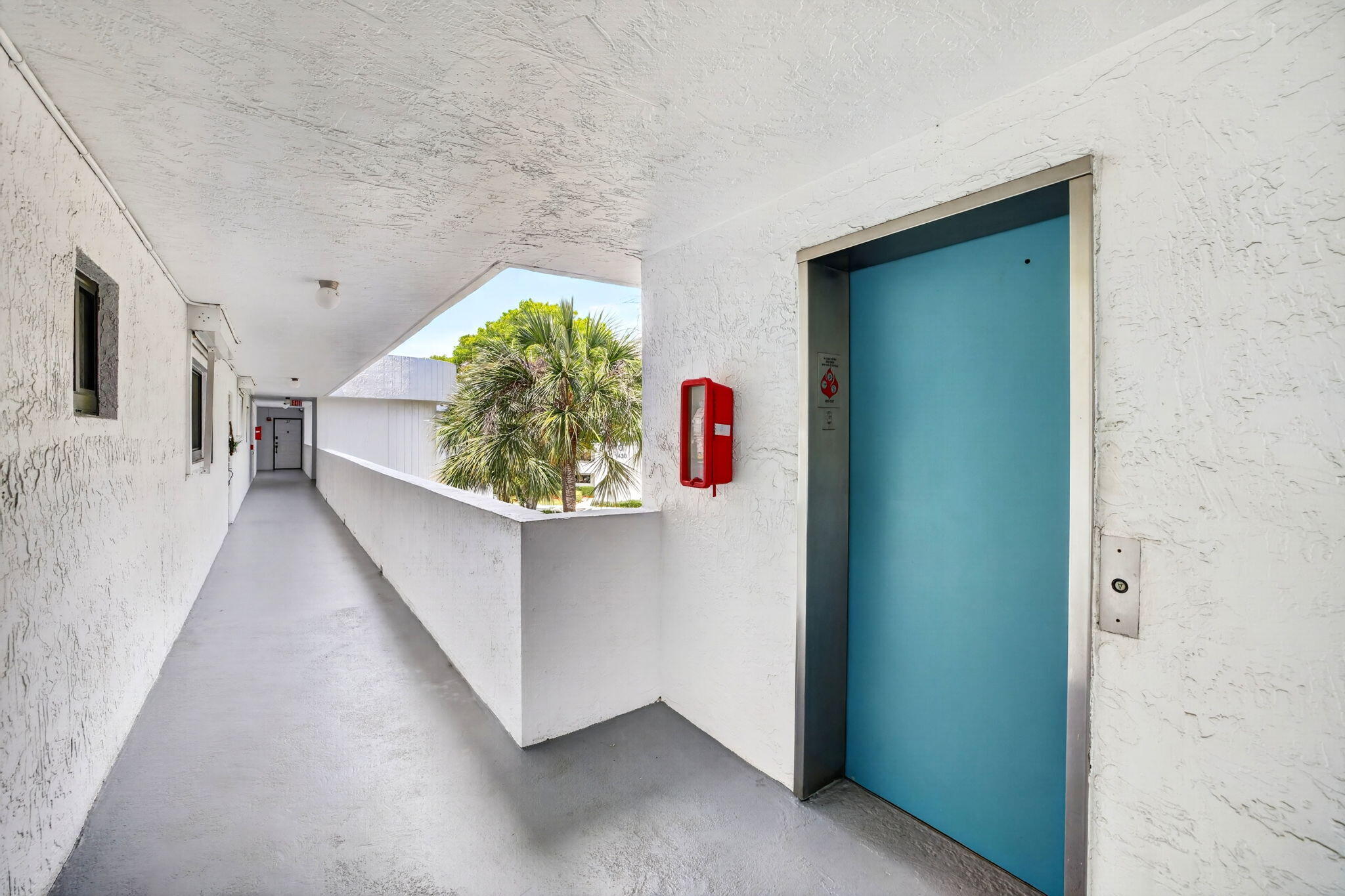 SHERIDAN BY THE BEACH CONDO - Residential