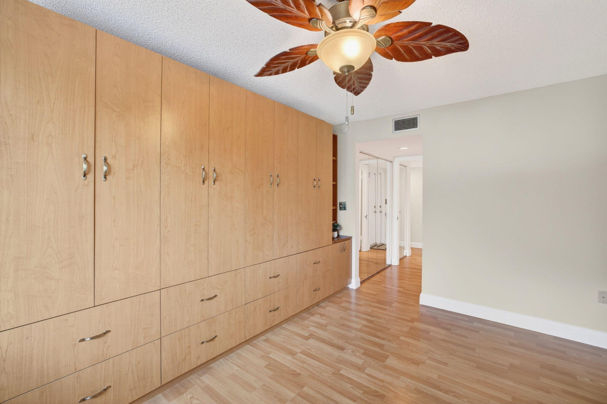 SHERIDAN BY THE BEACH CONDO - Residential