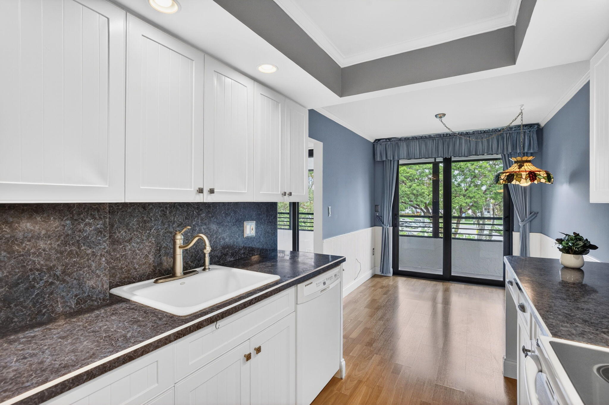 SHERIDAN BY THE BEACH CONDO - Residential