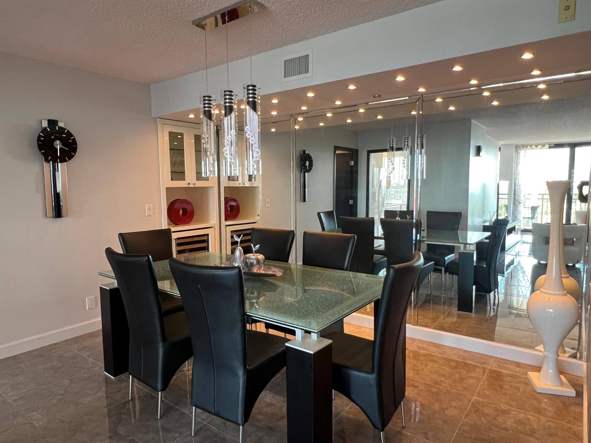 3400 N Ocean Drive 905