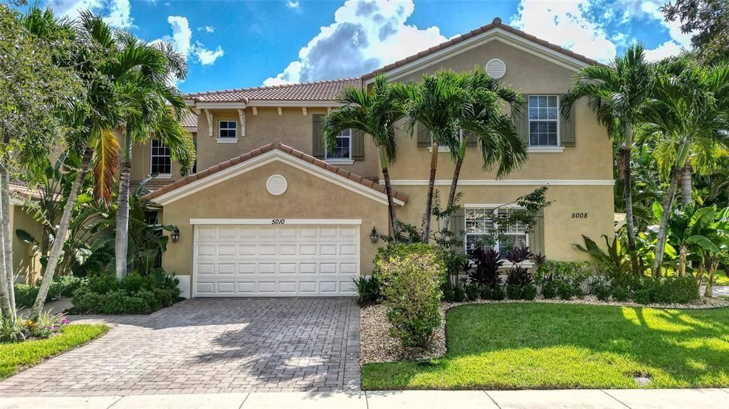 Photo of 5010 Dulce Court, Palm Beach Gardens, FL 33418 (MLS # F10478493)