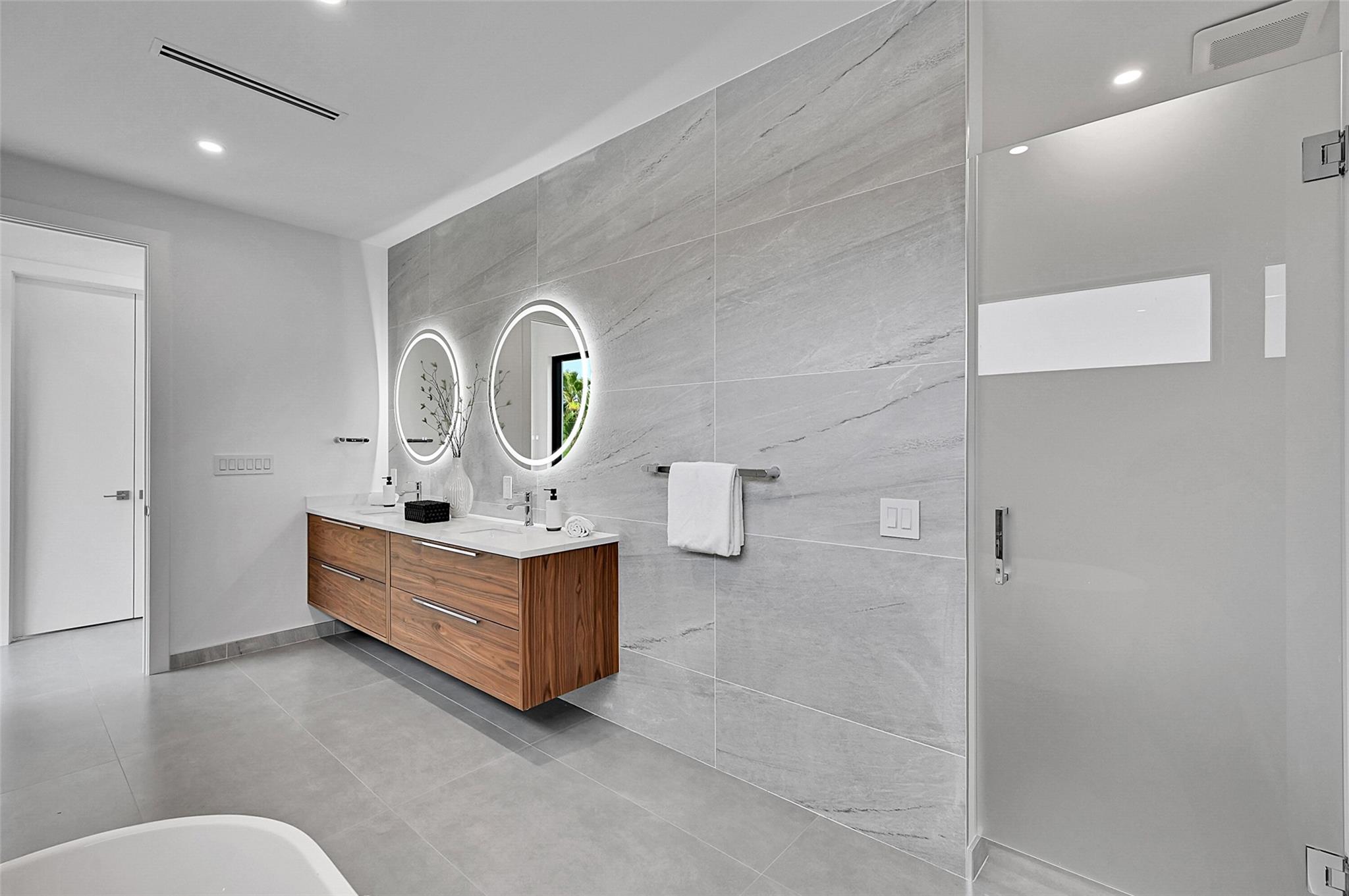 Lauderdale Harbors - Residential