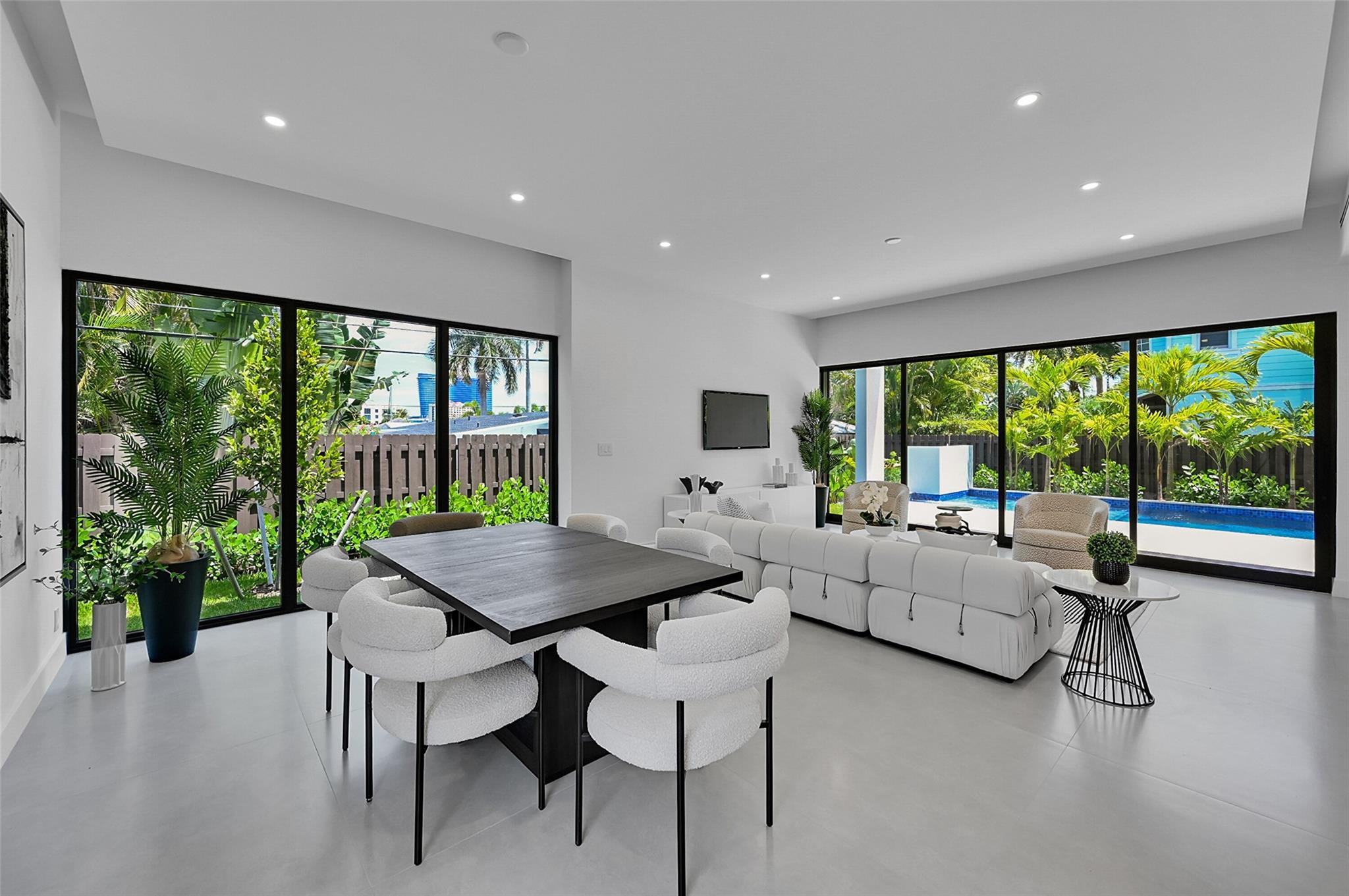 Lauderdale Harbors - Residential