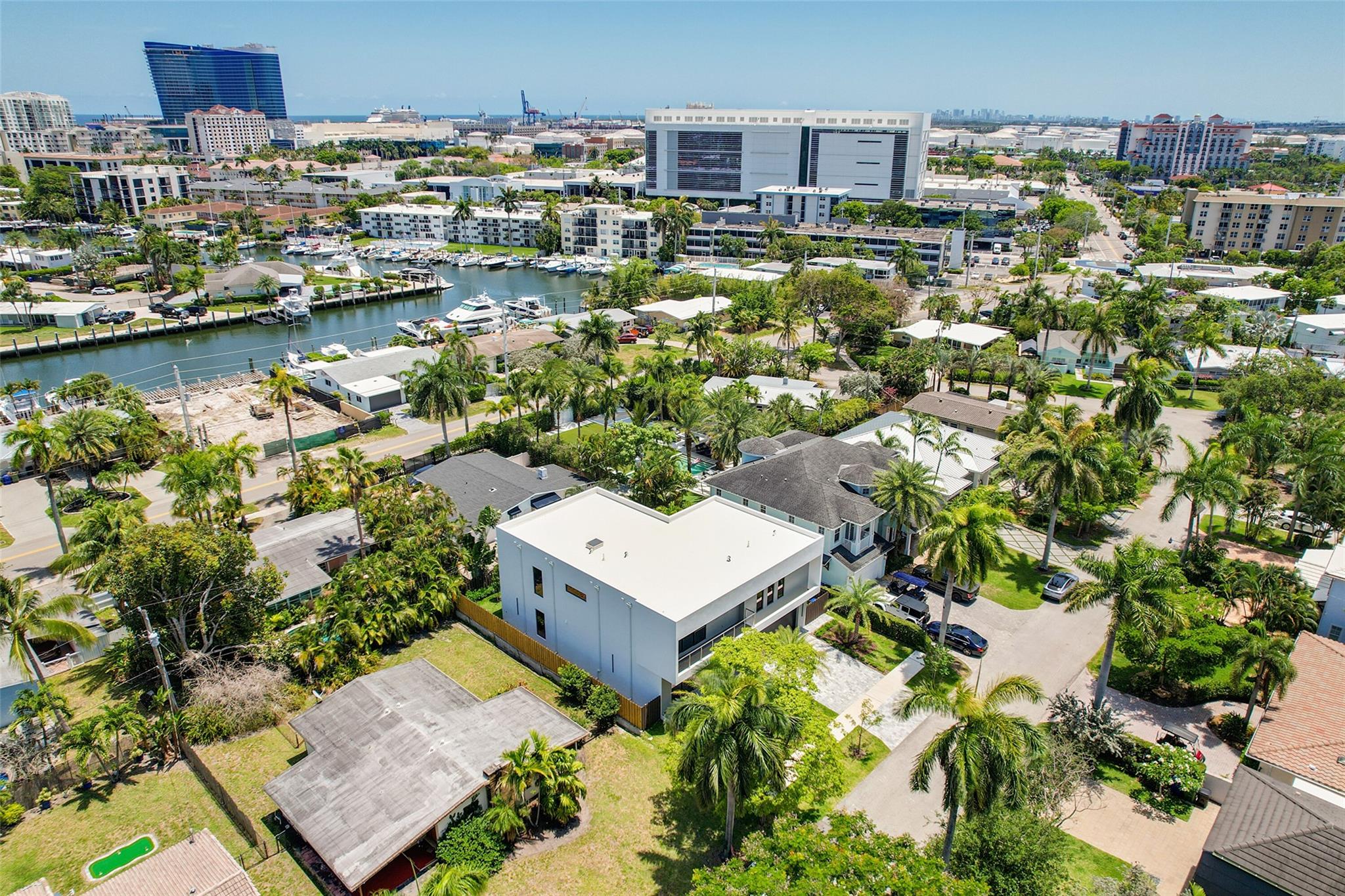 Lauderdale Harbors - Residential