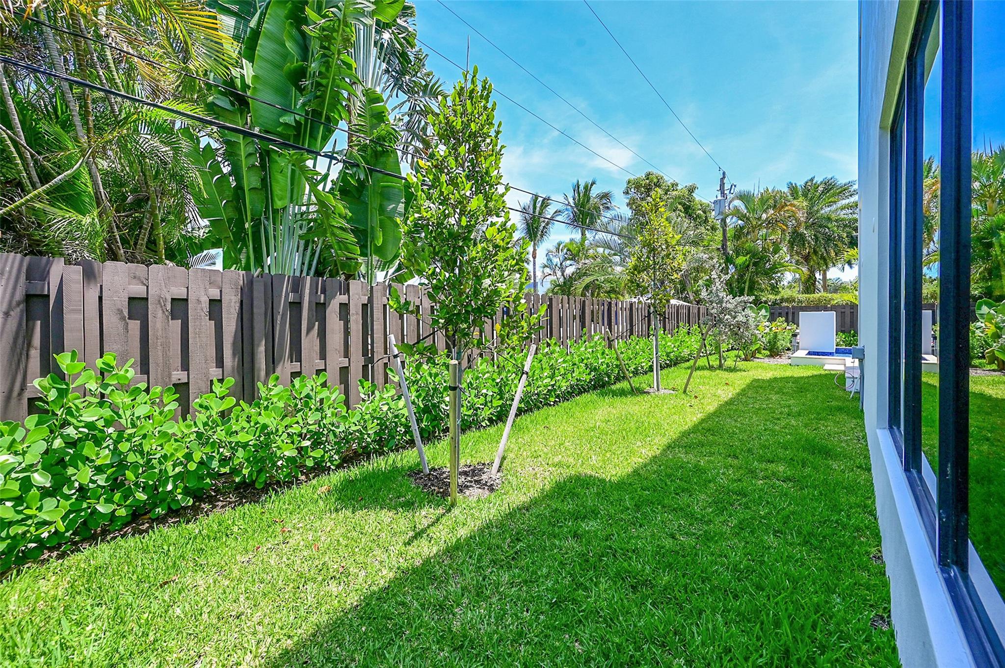 Lauderdale Harbors - Residential