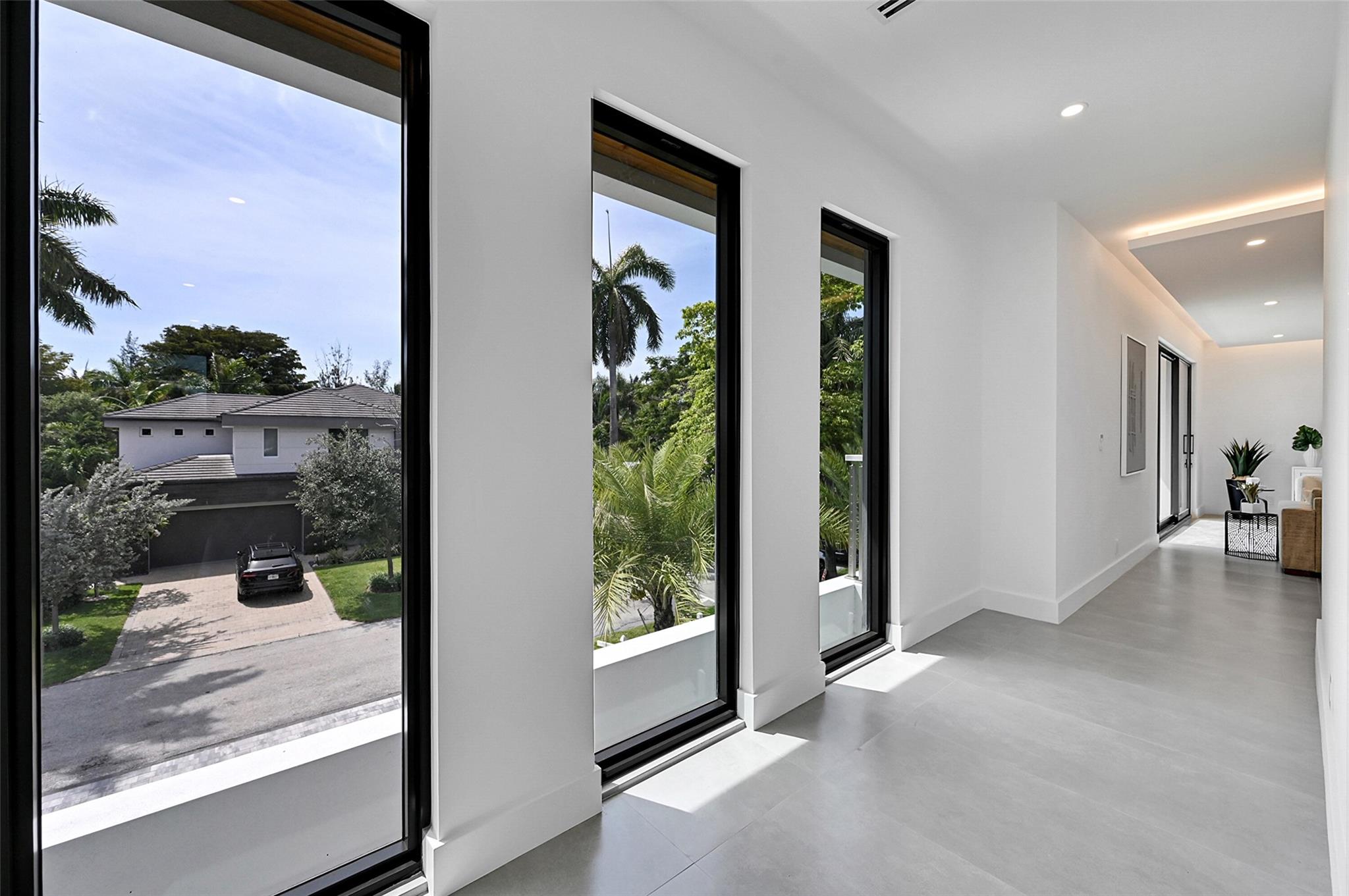 Lauderdale Harbors - Residential