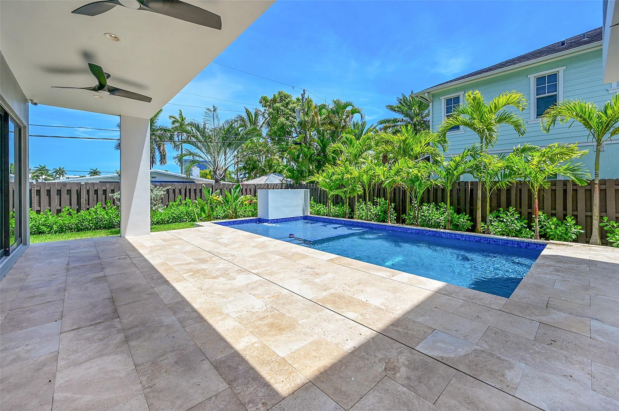 Lauderdale Harbors - Residential