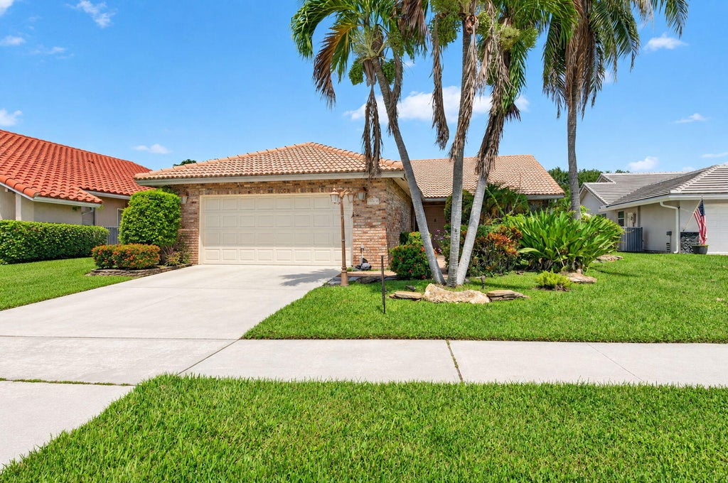 Photo of 7523 Silver Woods Court, Boca Raton, FL 33433 (MLS # B26079559)