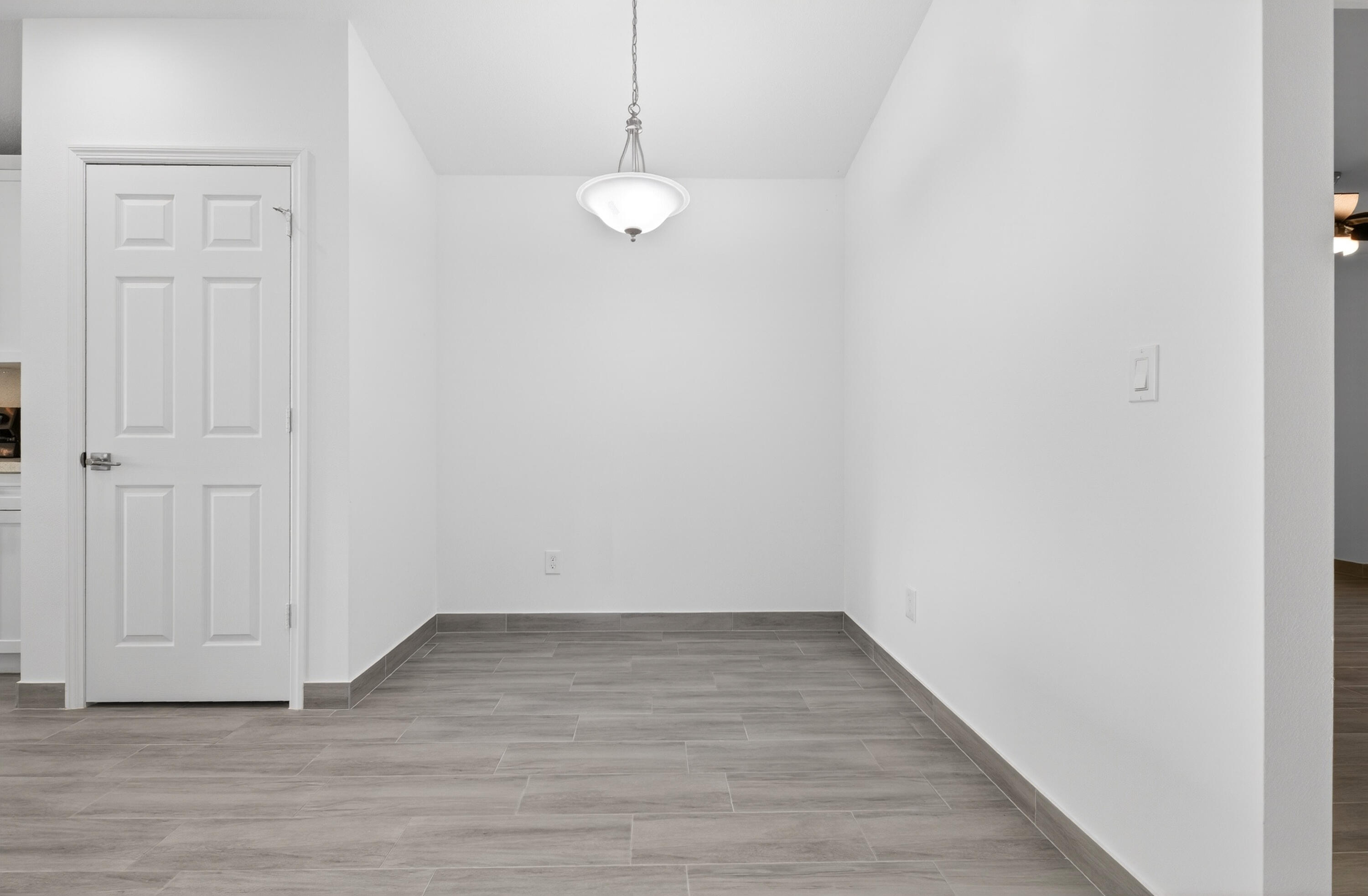 VERO LAKE ESTATES UNIT O - Residential