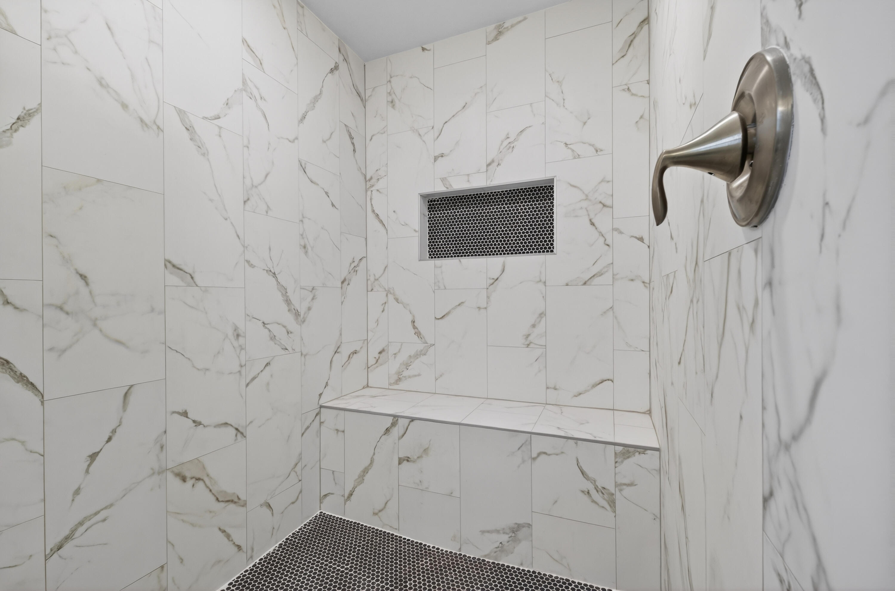 VERO LAKE ESTATES UNIT O - Residential