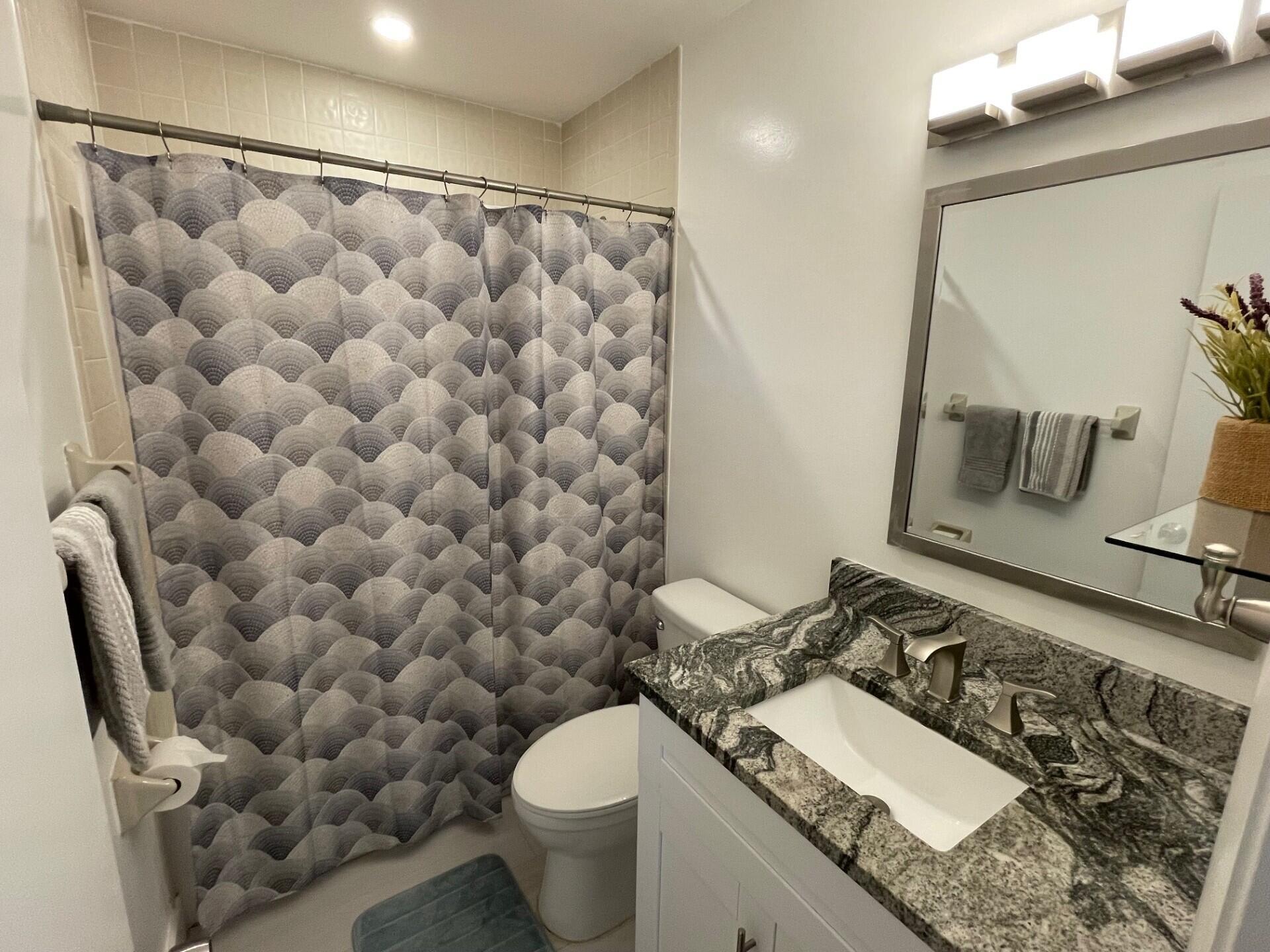 BOCA GLADES CONDO A THRU - Residential