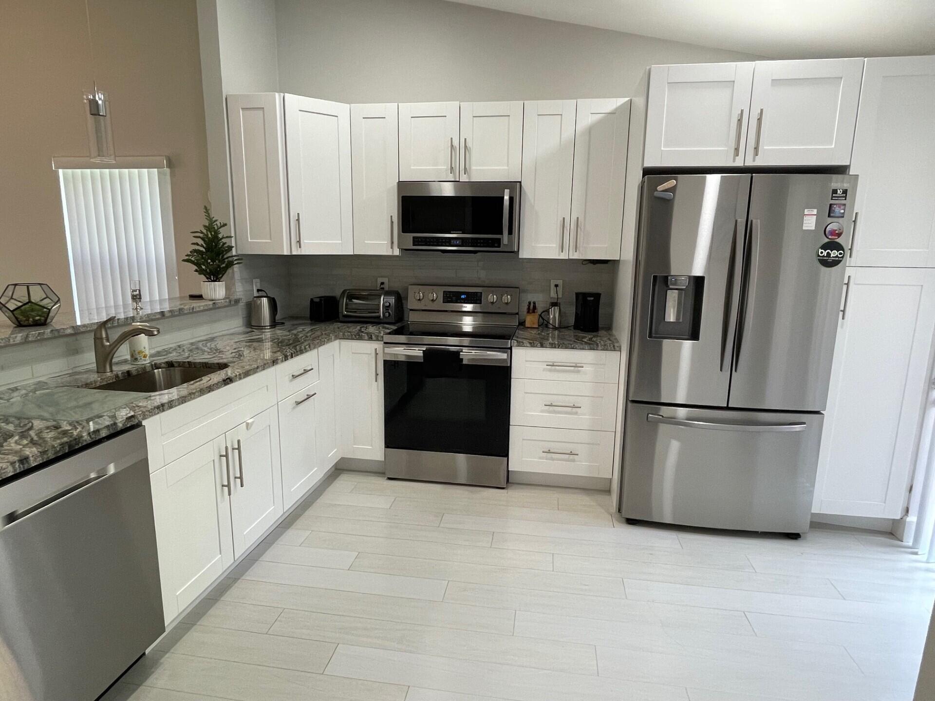 BOCA GLADES CONDO A THRU - Residential