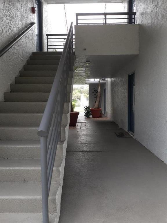 COCO PARC CONDO - Residential Lease