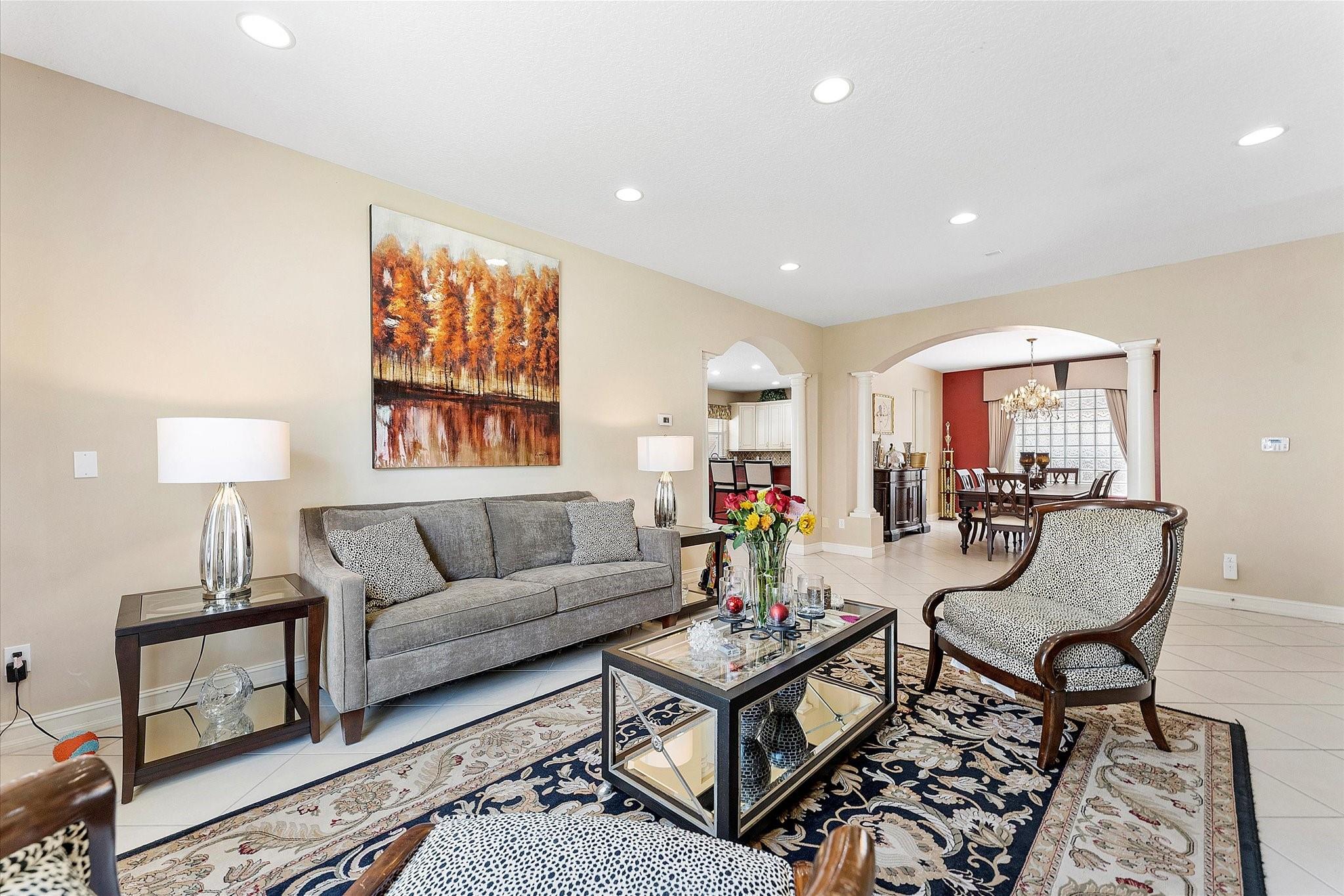8111 Emerald Winds Cir