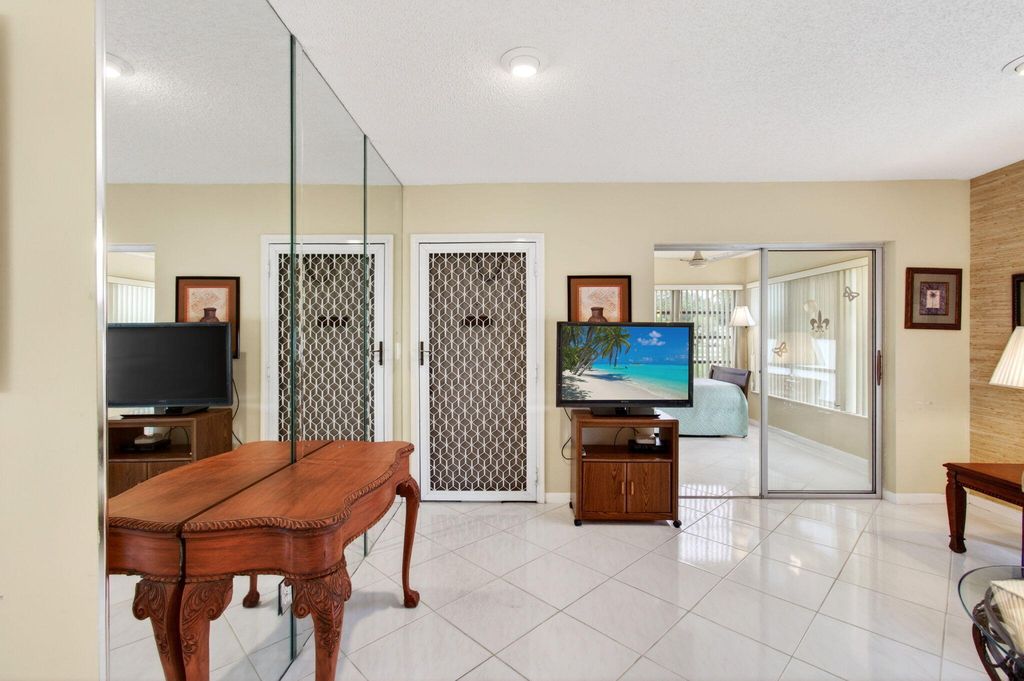 Photo of 14290 Nesting Way #A, Delray Beach, FL 33484 (MLS # B26027701)