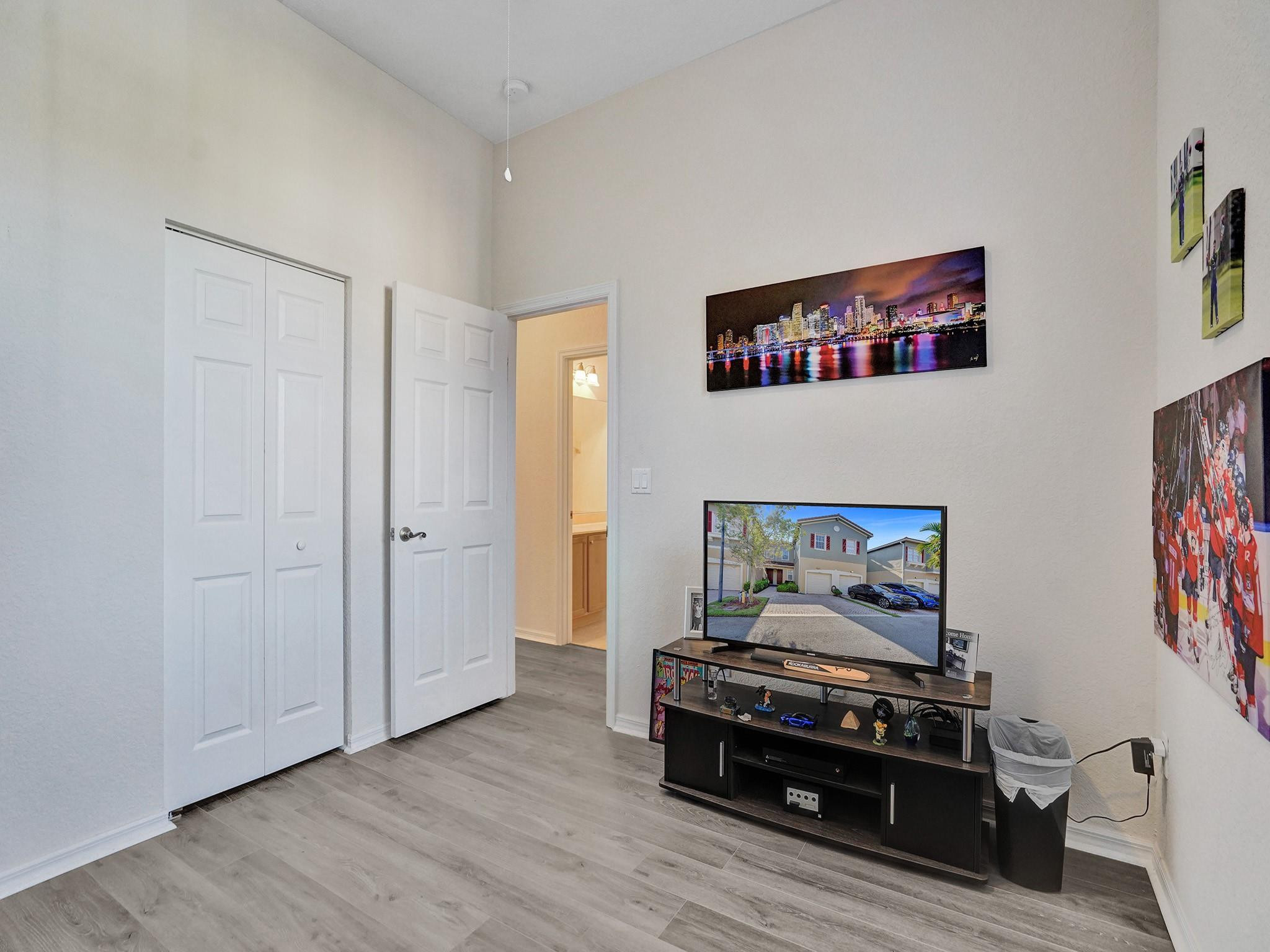 Hampton Hills Condo - Residential