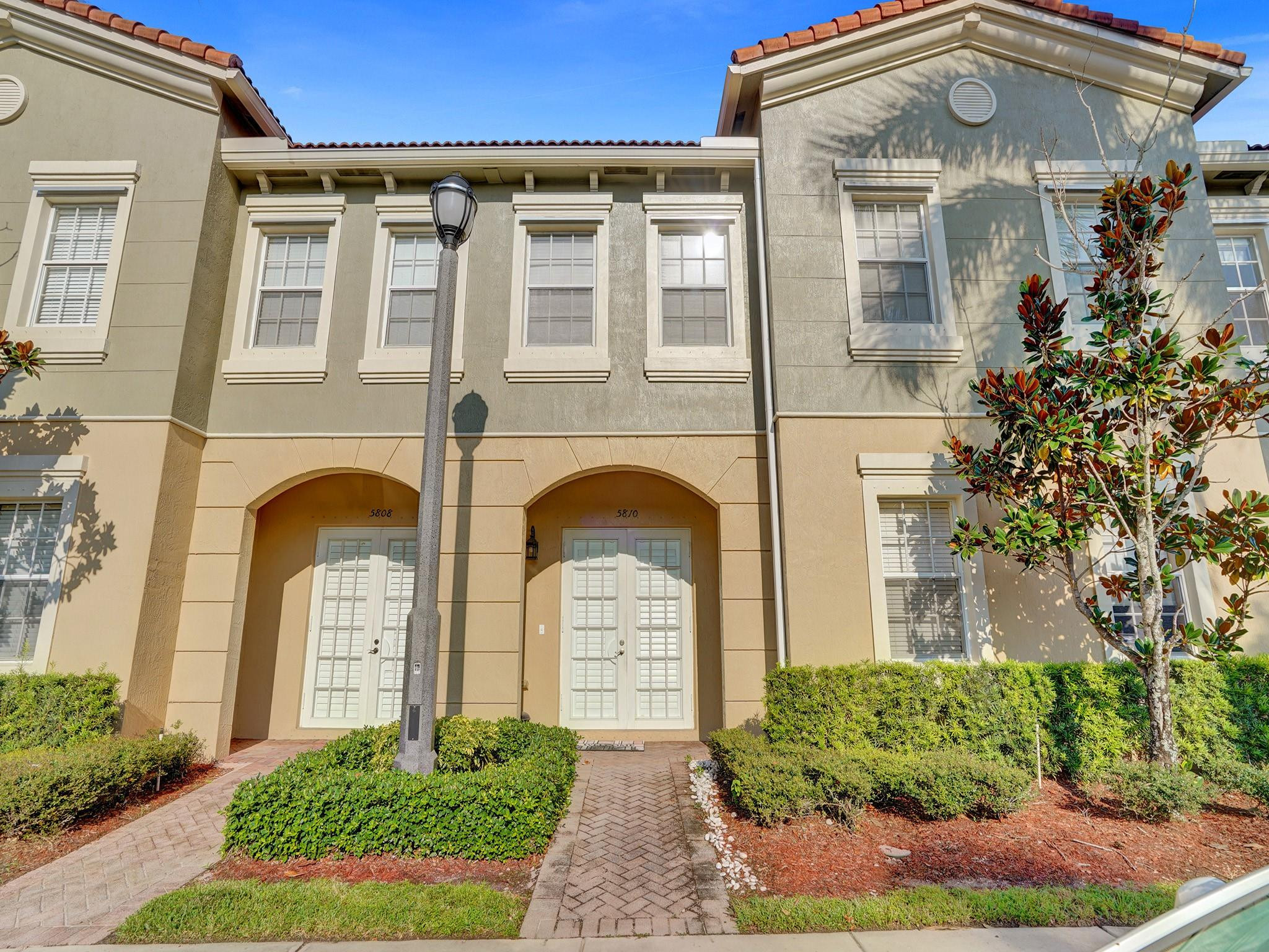 Hampton Hills Condo - Residential