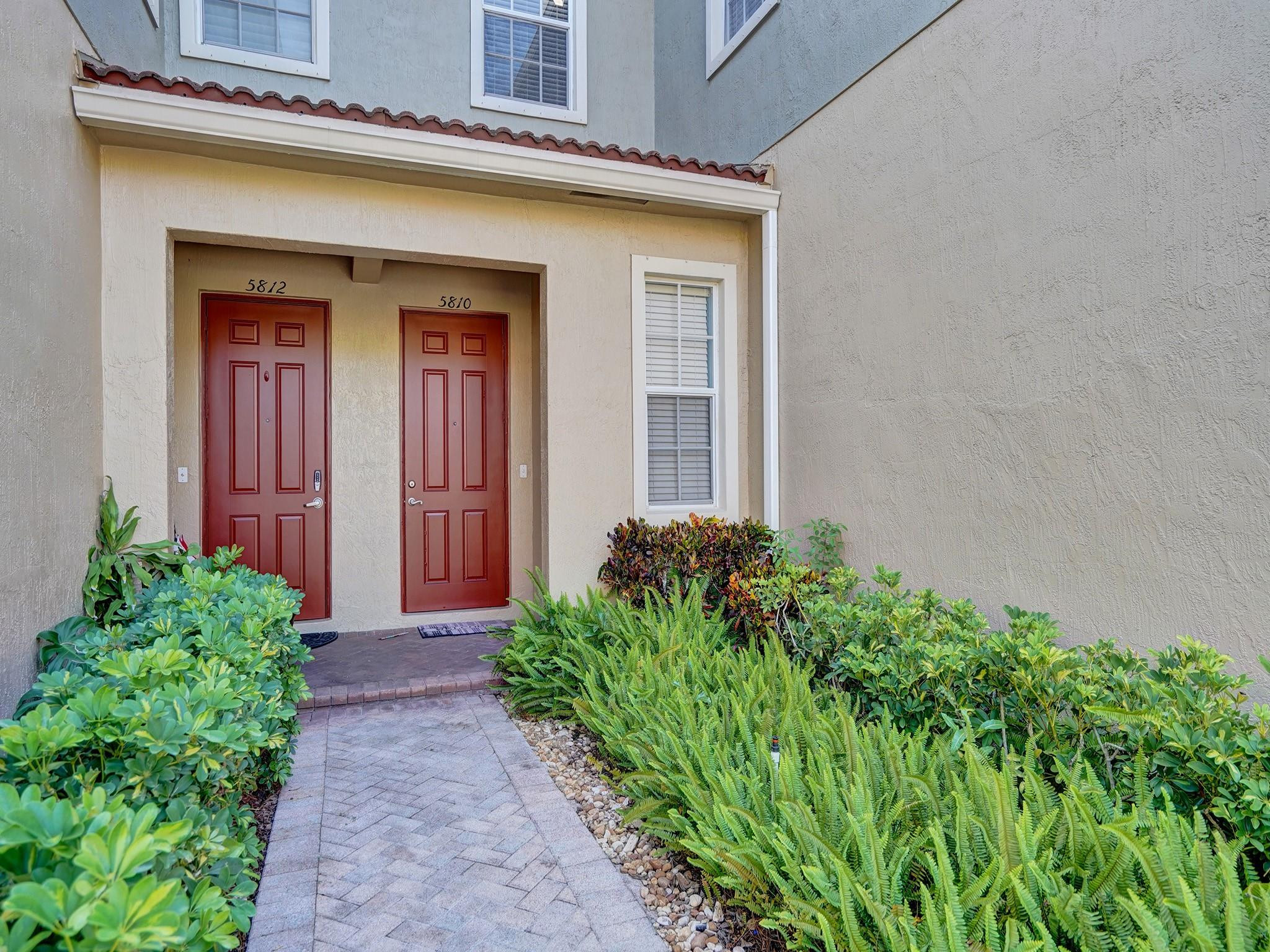 Hampton Hills Condo - Residential